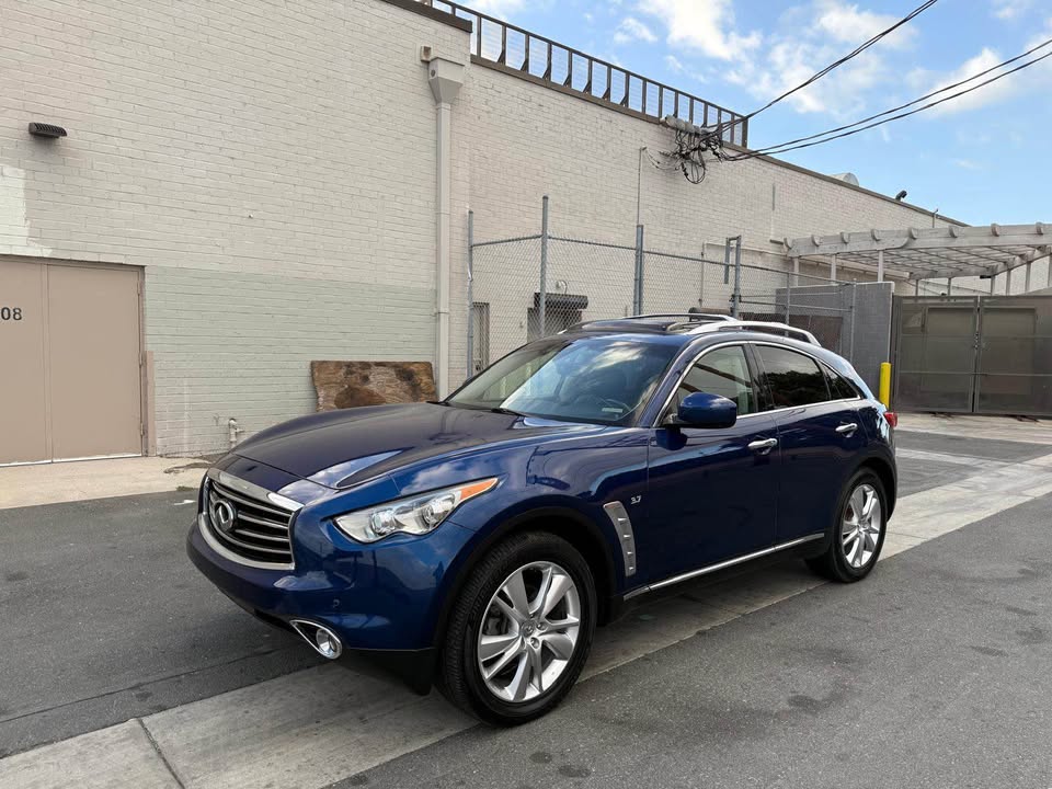 Infinity QX70