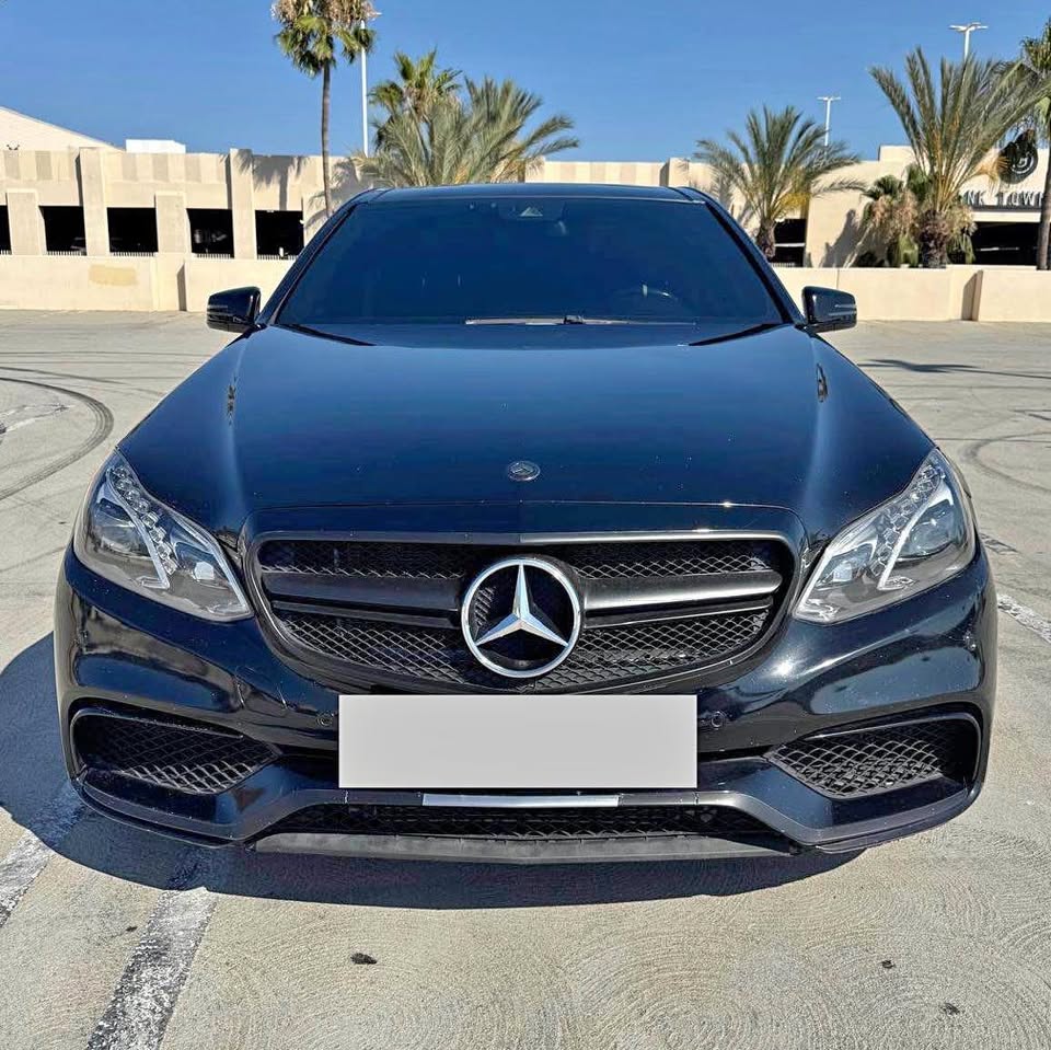 Mercedes-Benz E63 S AMG