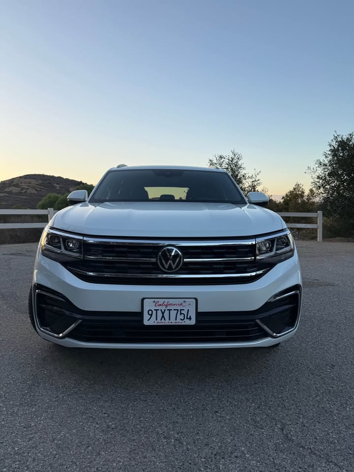 Volkswagen Atlas SEL R-Line 4 Motion